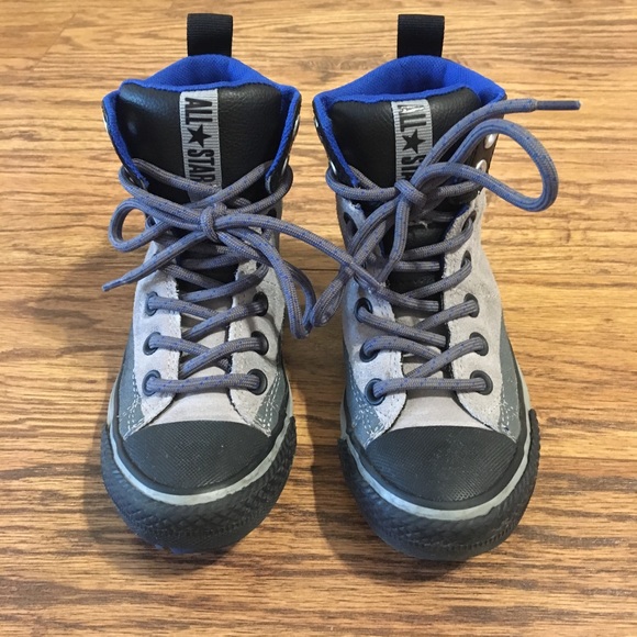 🔵 Kid’s Converse Chuck Taylor All Stars 🔵 - Picture 2 of 5